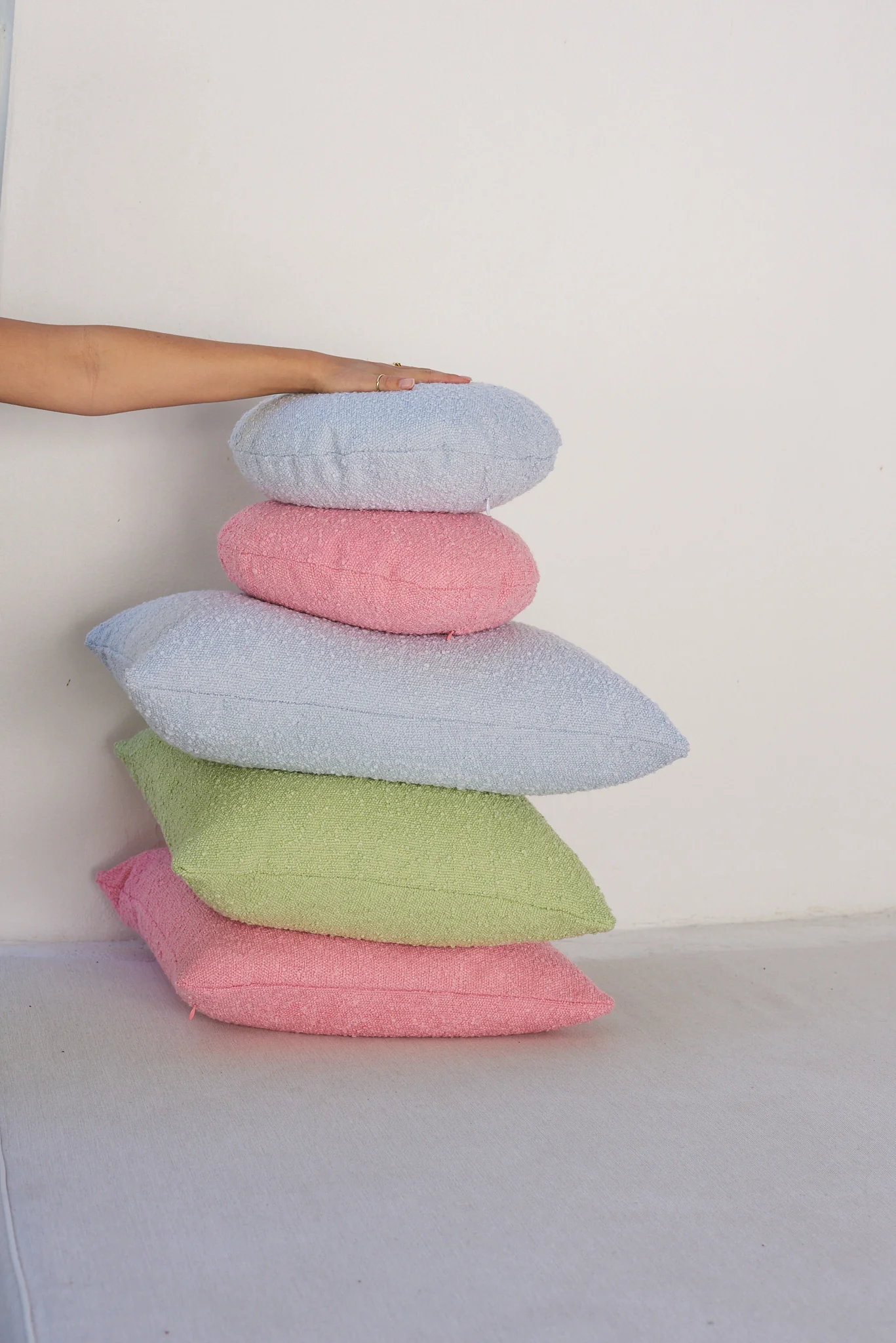 Big Boucle Cushion - Image 12