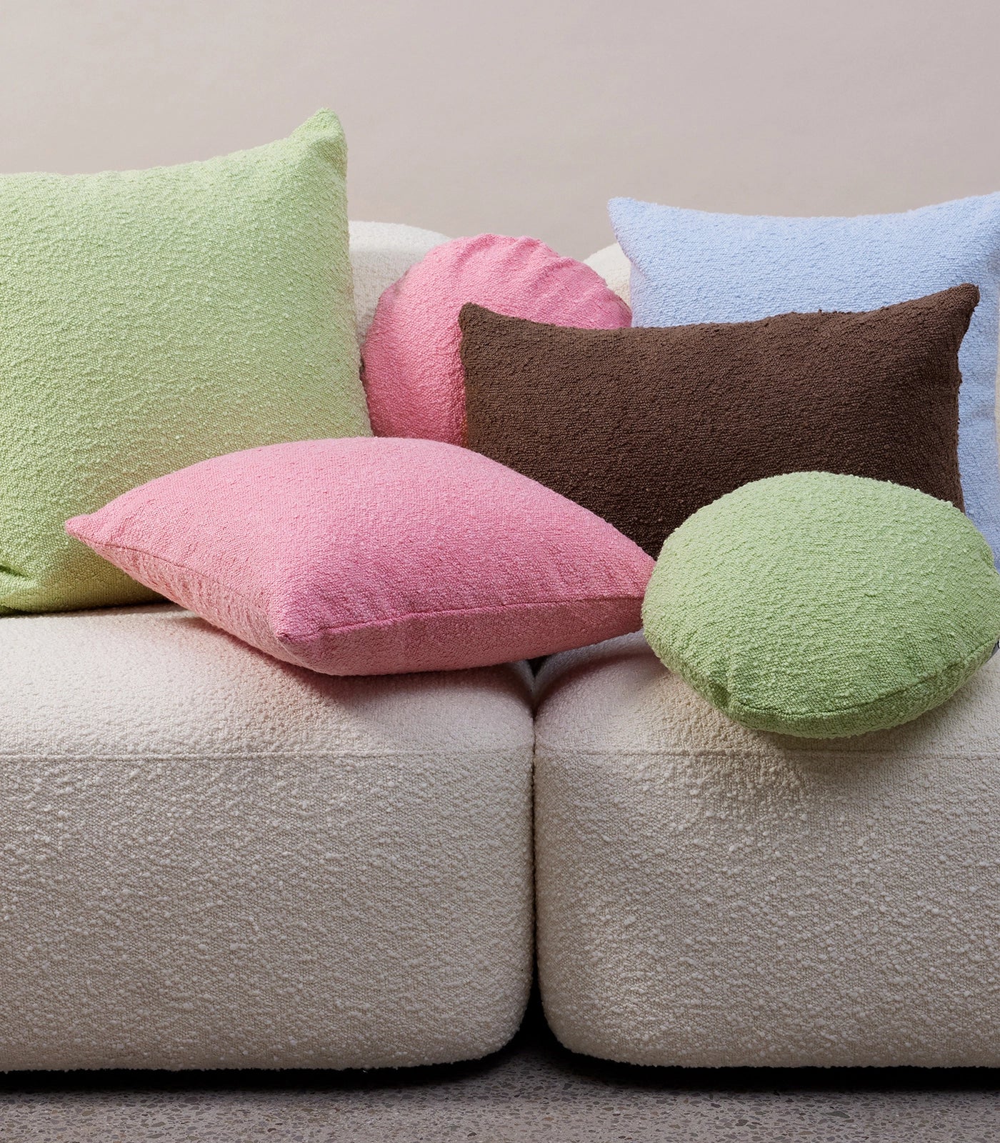Big Boucle Cushion - Image 15
