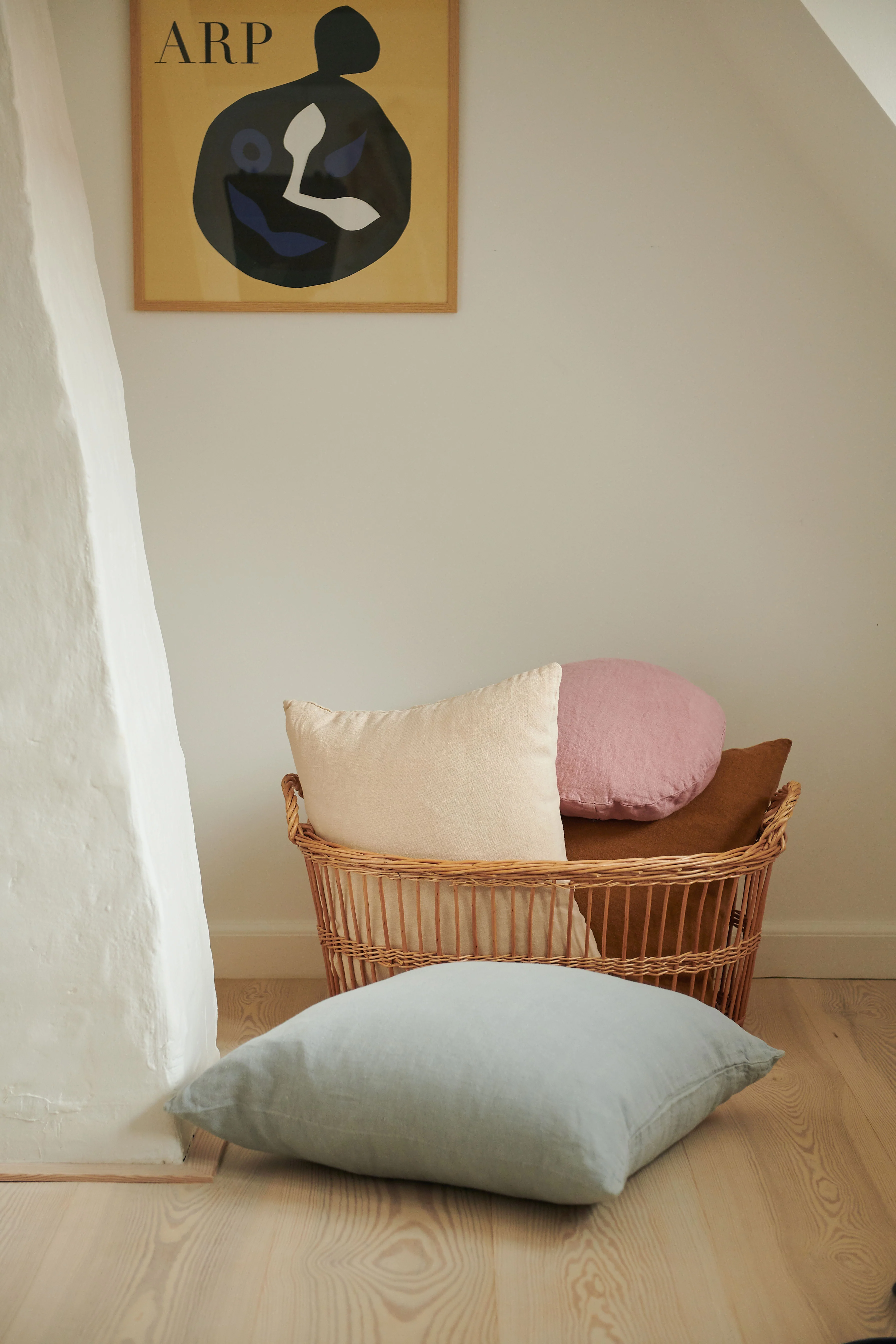 Big Linen - Sky Cushion - Image 4