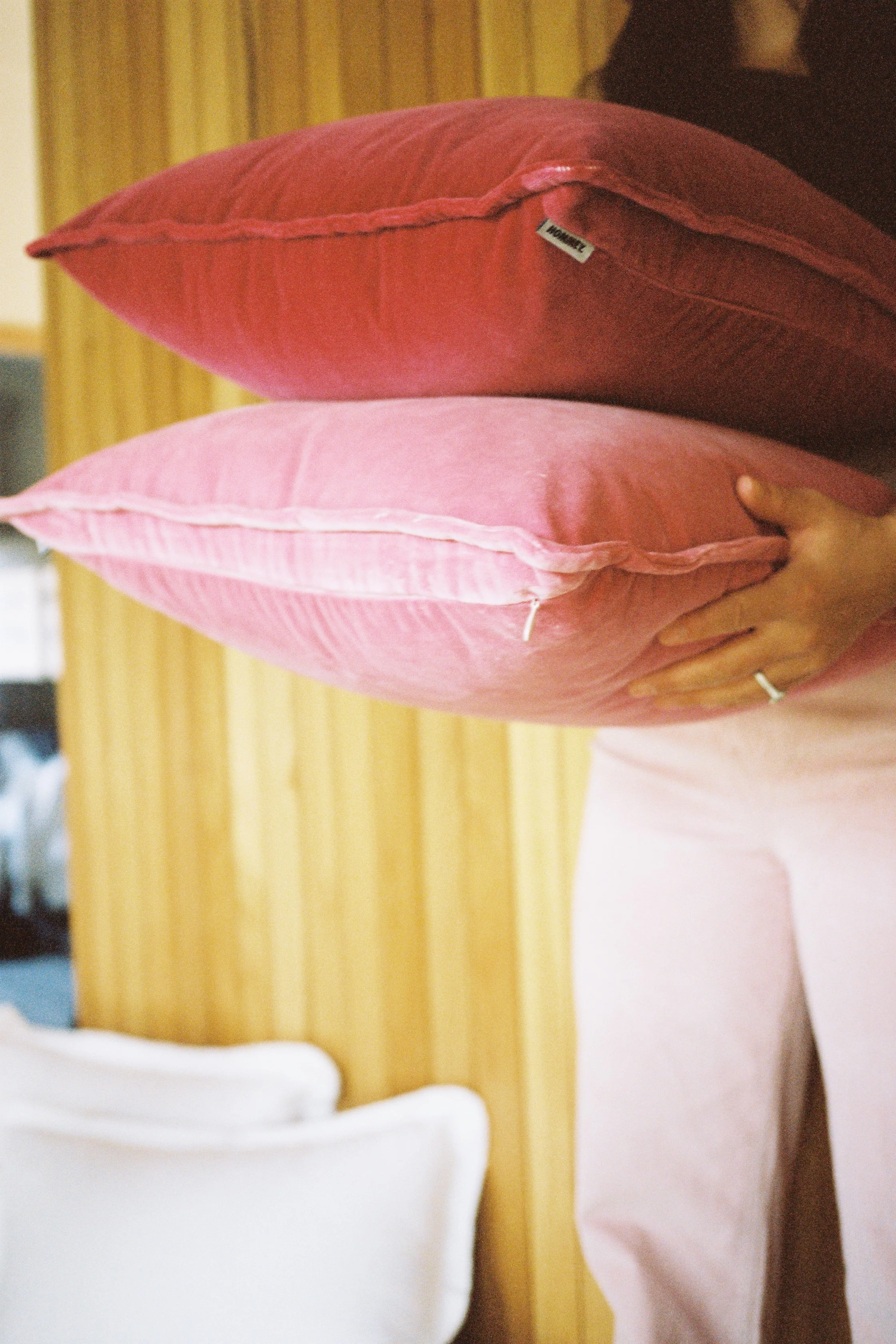 Big Velvet - Sass Cushion - Image 3