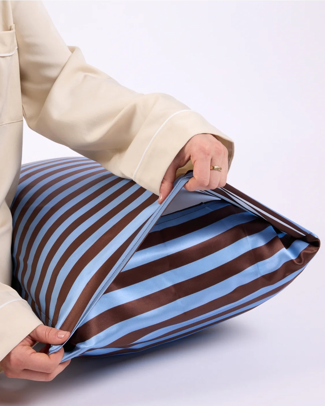 Silk Pillowcase - Iced Chocolate Stripes - Image 3