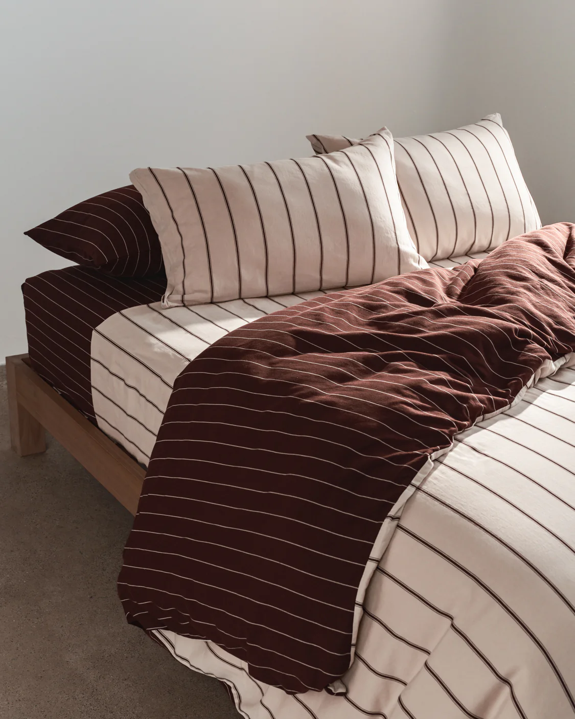 Fitted Sheet - Mahogany - Image 3