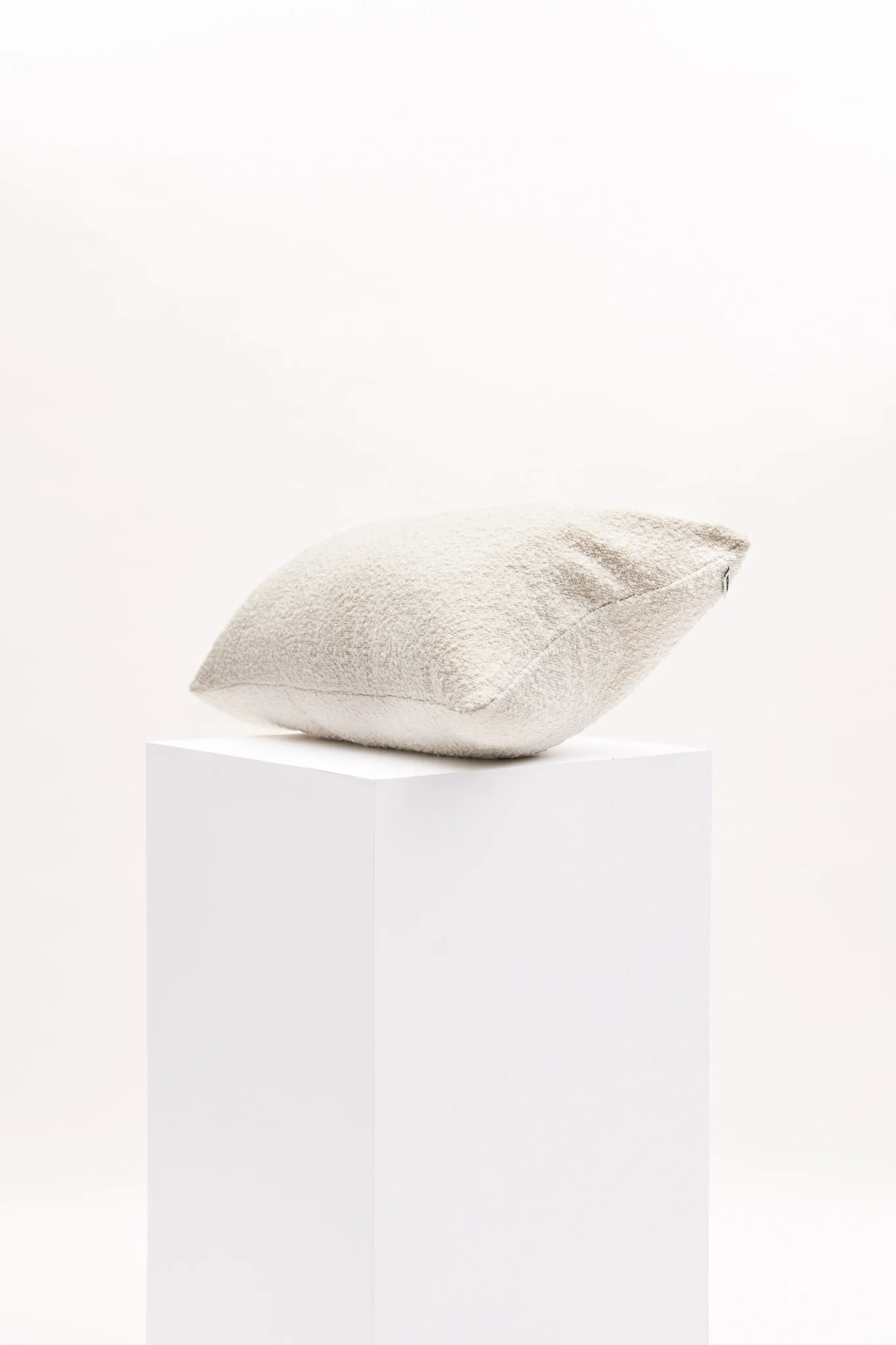 Lumbar Boucle - Milkshake Cushion - Image 2