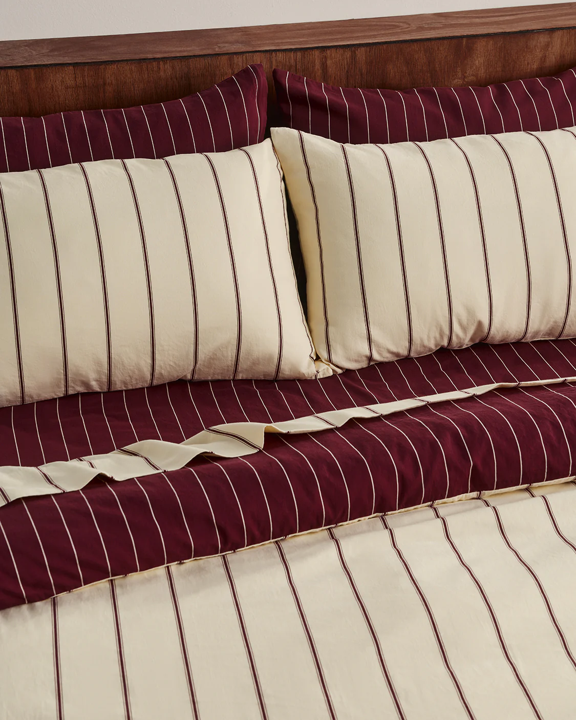 Quilt Cover - Chamomile / Wine - Image 4