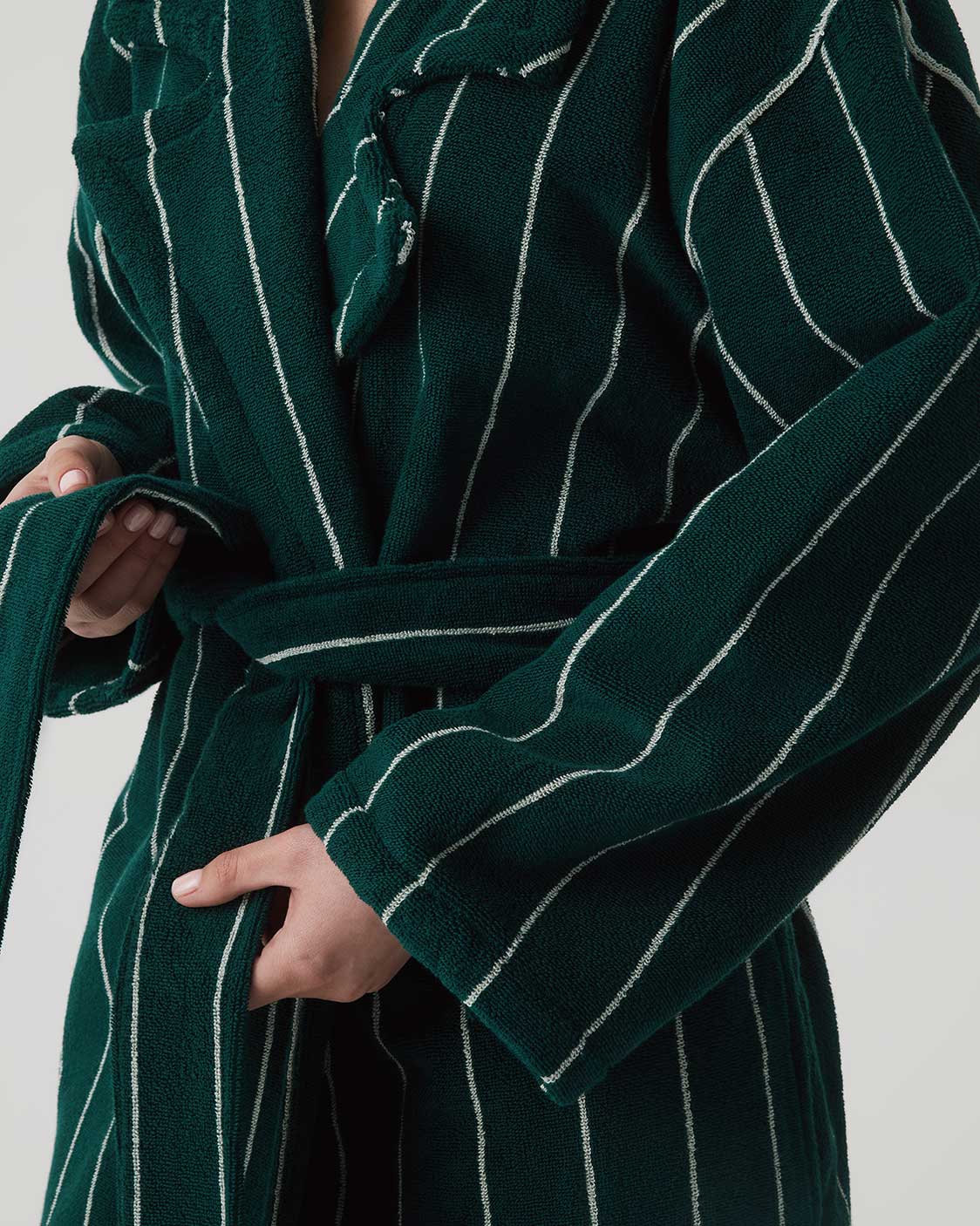 Robe - Hunter - Image 3