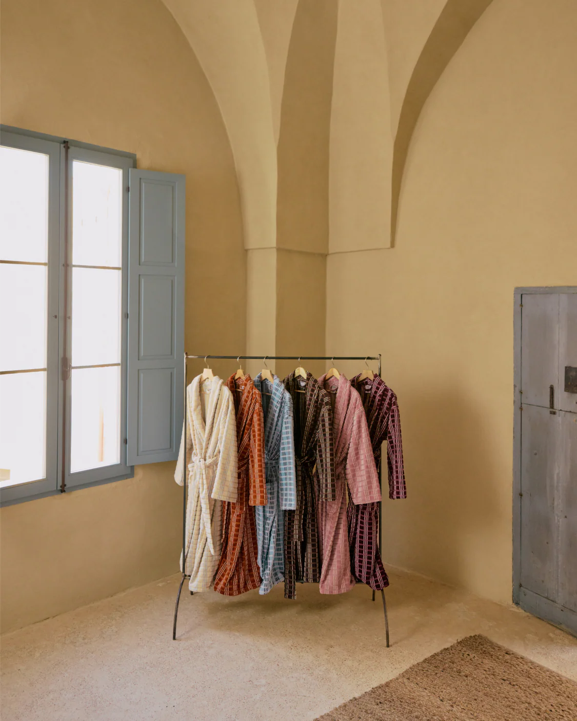 Robe - Sandstone - Image 5