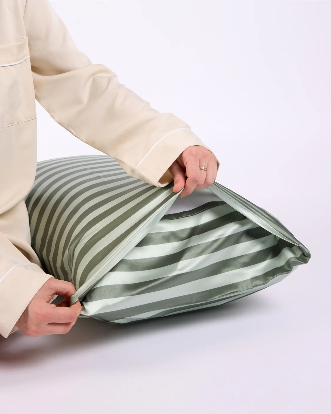 Silk Pillowcase - Wasabi Stripes - Image 3